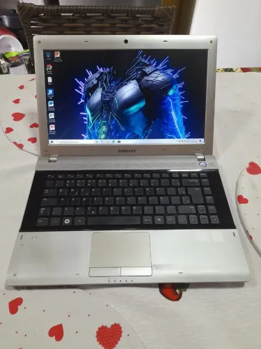 NOTEBOOK SAMSUNG CORE I5/ 6 DE RAM/ WINDOWS 10 FORMATADO ENTREGO