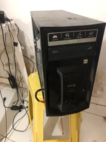 Vendo Pc para estudos.
