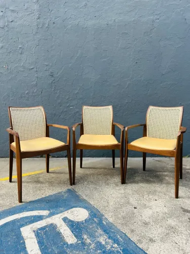Cadeira designer madeira maçiça