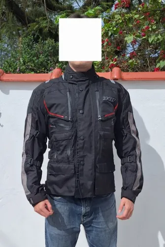 Jaqueta de moto X11 Travel 2 Tam. M - Semi-nova - 2 usos - Impermeável