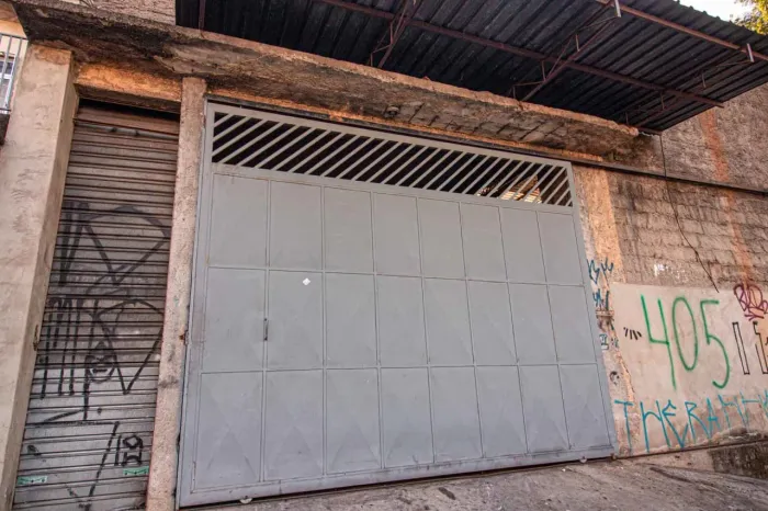 Galpão na Rua Domingos Sequeira, 405 - LT 1 QD 10  553 m²