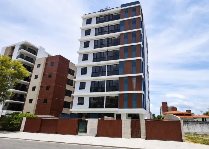 Apartamento moderno a 80m da praia no Jardim Oceania, com 2 suítes, varanda gourmet e laze