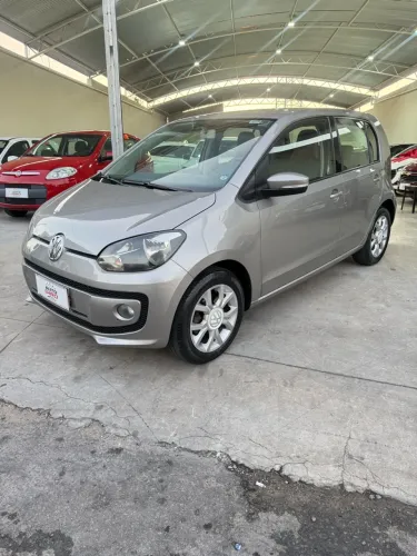 Volkswagen Up! High 1.0 Total Flex 12V 5P 2015