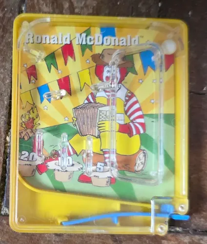 Pinball do Ronald McDonald's anos 2000 