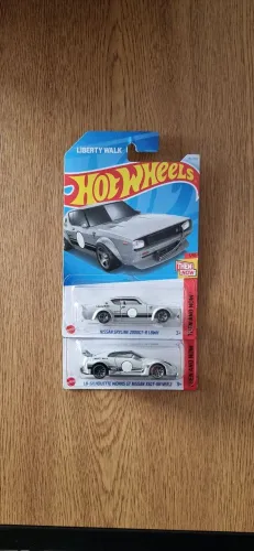 Hot Wheels Nissan Skyline GT-R Liberty Walk 2 Unidades
