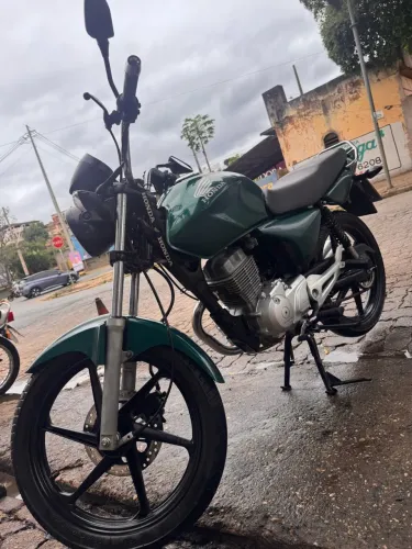 VENDE-SE - TITAN KS 2005