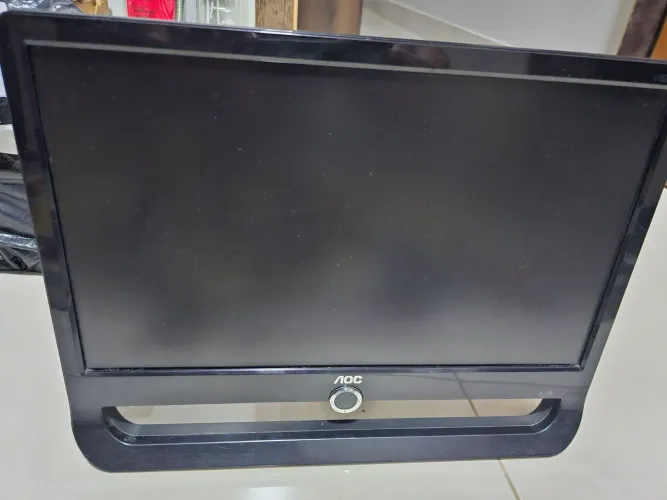 Monitor LCD AOC 19 polegadas