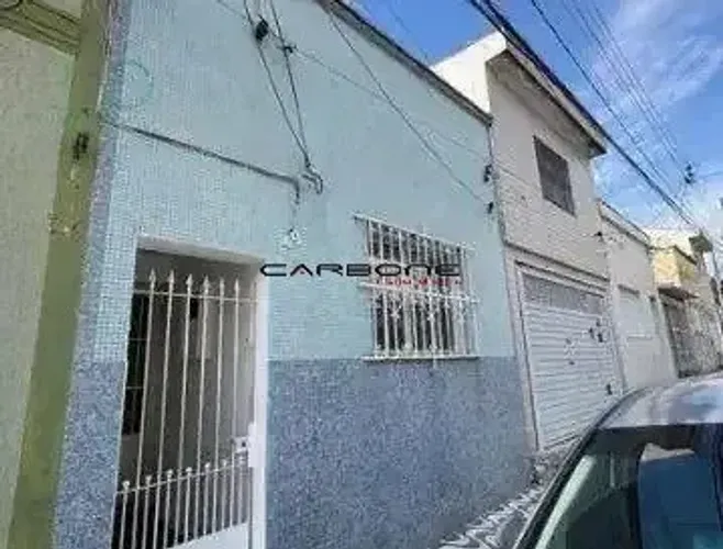 Casa terrea na mooca em otimo local com 2 dormitorios