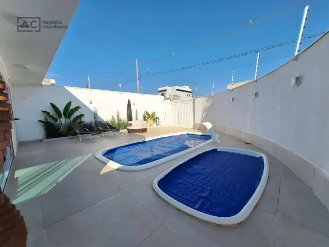 Casa com 2 dormitórios à venda, 170 m² por R$ 850.000,00 - Parque Residencial Terras de Yu
