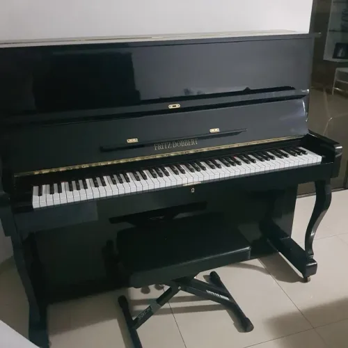 Piano Fritz Dobbert 126