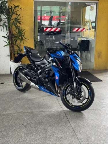 Suzuki GSX-S 1000 1000 cc