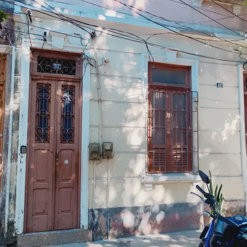 Alugo apartamento tipo casa
