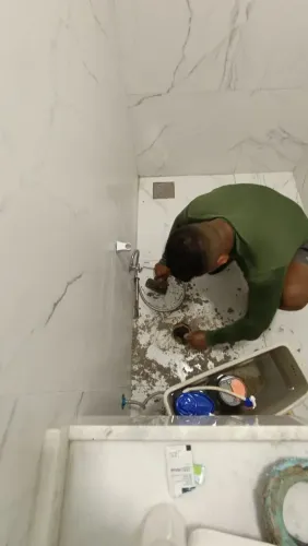 Instalação e manutenção de vaso sanitário