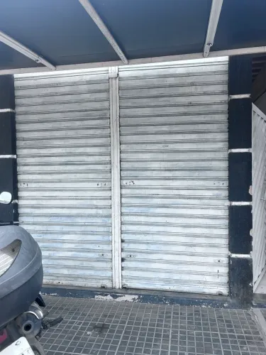 Porta de aço para loja