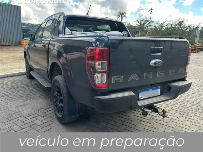 Ford Ranger Black 2.2 4X2 CD Diesel AUT 2023