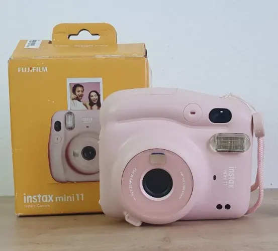 Câmera instantânea Fujifilm Instax Mini 11 Blush Pink
