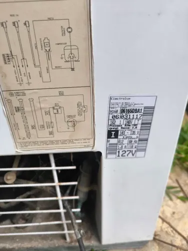 Freezer horizontal H160 , freezer usado