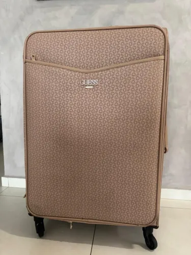 MALA GUESS 23 KG