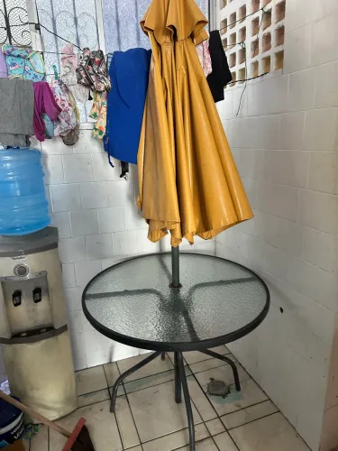 MESA REDONDA DE VIDRO