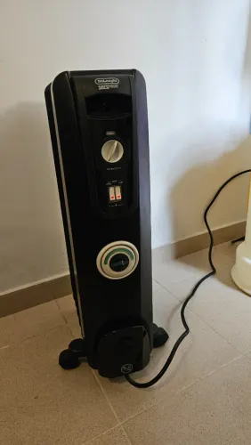 Aquecedor elétrico a óleo.