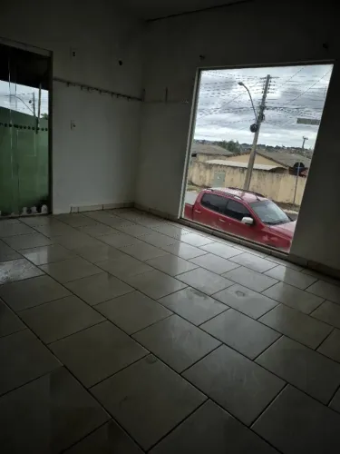 Casa com ponto comercial