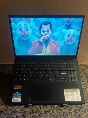 Notebook ASUS VivoBook Go 15 AMD Ryzen 5 7520U 8GB 512GB SSD KeepOS Tela 15,6"