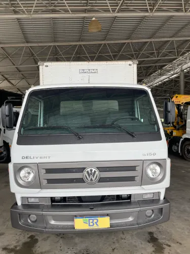 VW 5.150 2013 Com Baú Emplacado Revisado