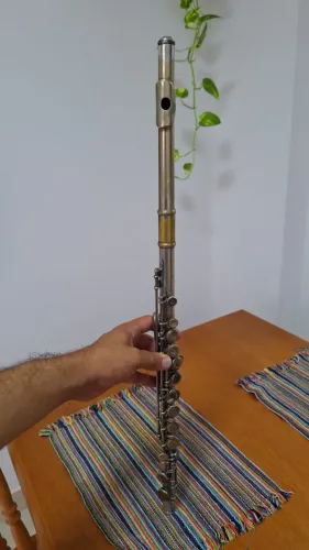 Flauta Armstrong 104 - Nível intermediário