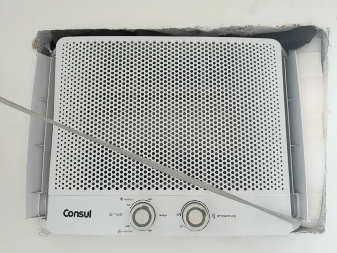 Ar condicionado Janela Cônsul 7.500 Btus