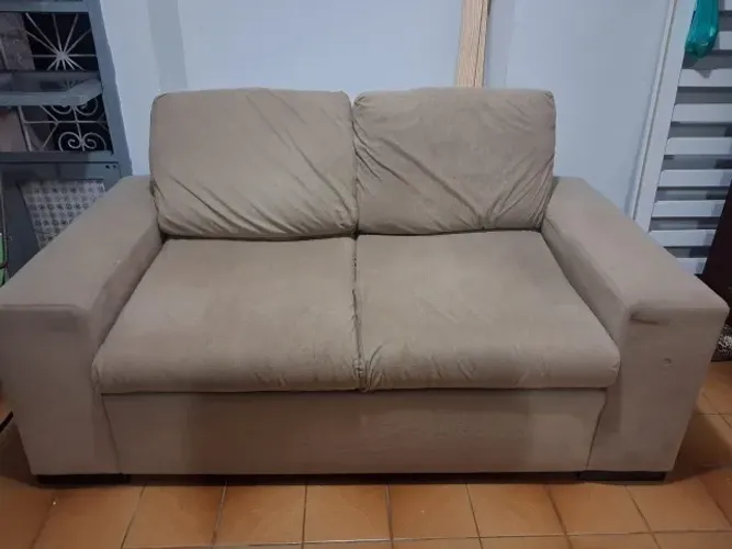 Sofá 2 lugares