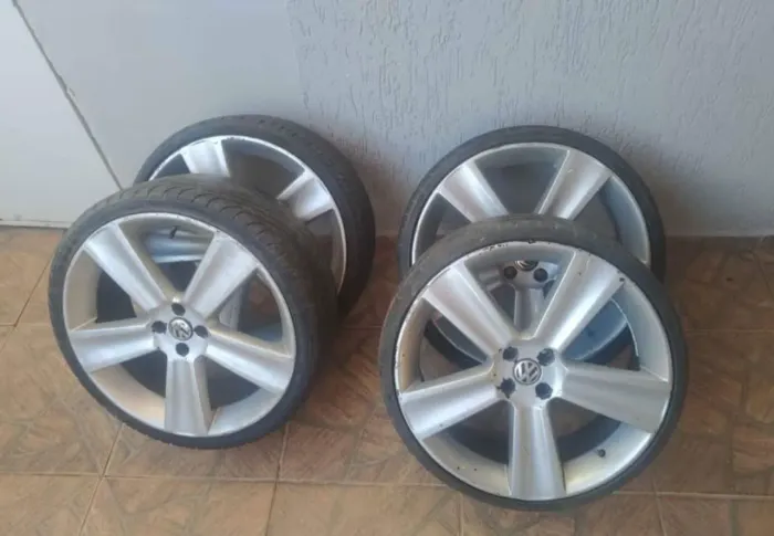 Rodas de carro aro 20