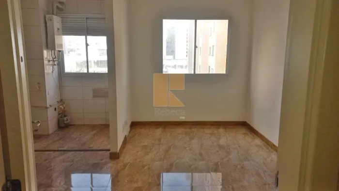 Apartamento com 2 dormitorios ,1 banheiro,nao tem vaga de garagem no bom retiro
