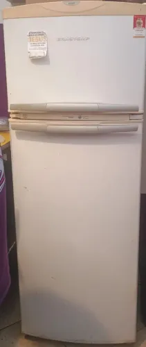 Geladeira frost free