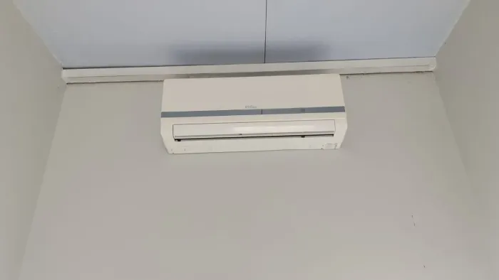 Ar-condicionado Philco Split 9.000 BTU - 220V