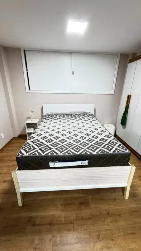 Colchão Casal Ortobom (Opção com a cama inclusa)