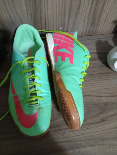 Chuteira futsal Nike 43