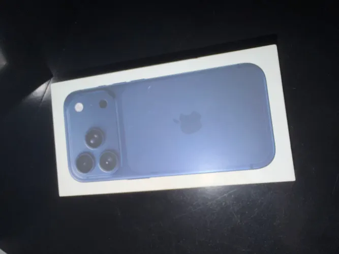 iPhone 17 pro lacrado