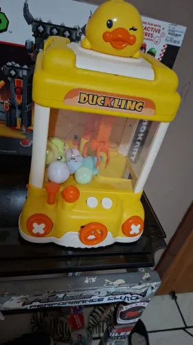 Máquina de urso com iluminação e música infantil 