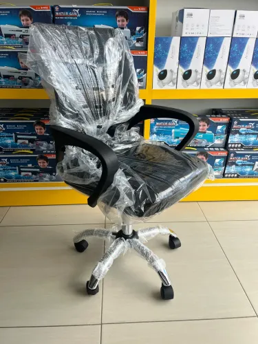 Cadeira de escritório nova