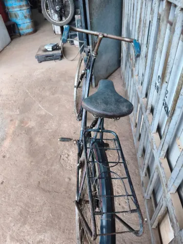Vendo bicicleta fhilipes antiga..