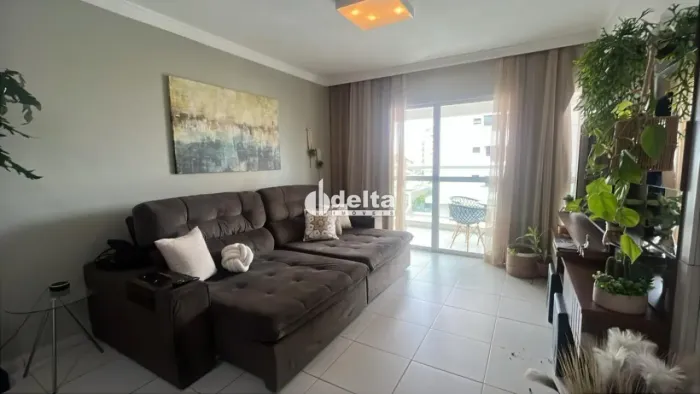 Apartamento com 3 quartos sendo 1 suíte disponível para locação e venda no bairro Martins