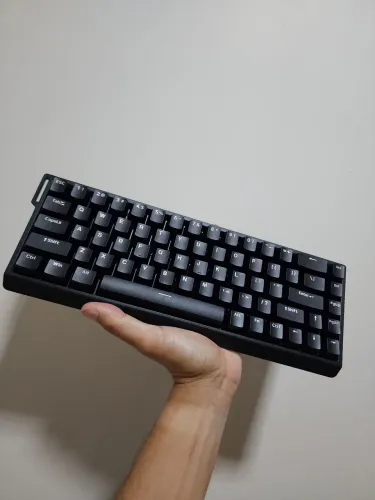 Teclado mecânico MADLIONS 68 HE