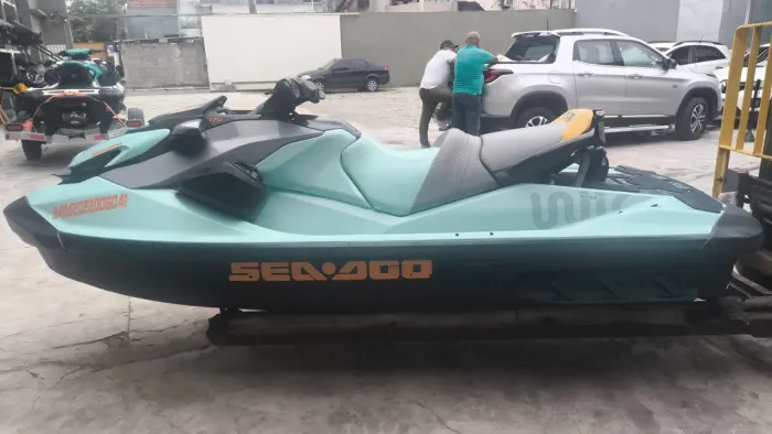 Vendo cota jet ski