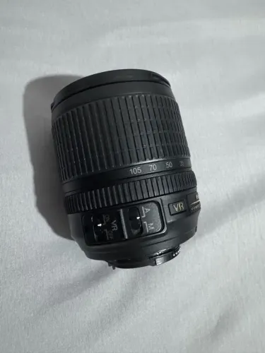 Objetiva Nikon 18-105mm