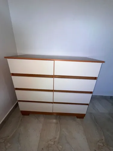 Vendo cômoda 8 gavetas nova nunca foi usada 