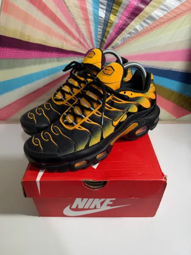 Nike Air Max Plus Black Sundial