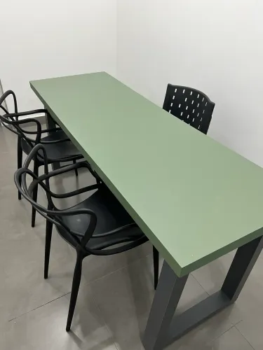 Vende-se Mesa