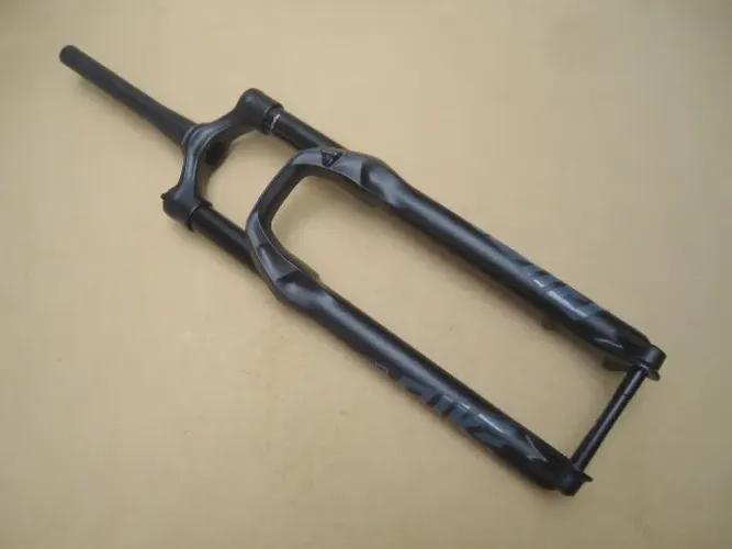 Suspensão Rock Shox Modelo Pike Select