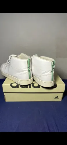 Tênis adidas tamanho 41-42