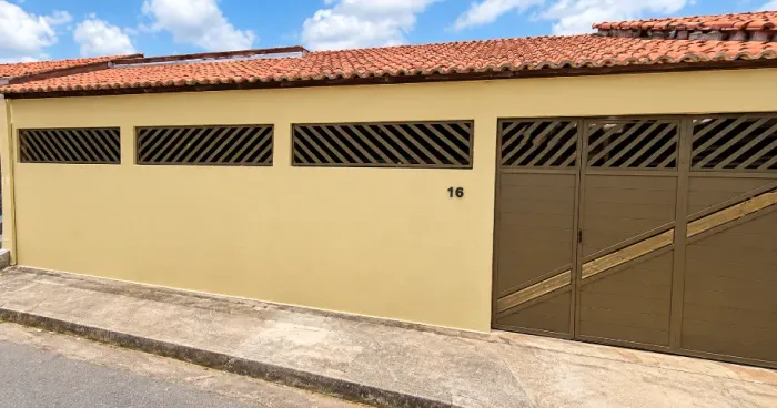 Aluga-se casa com piscina na Coheb Sacavém